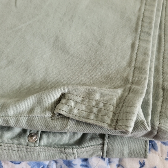 NWT Gloria Vanderbilt Amanda Plus Size Capris - Picture 11 of 12